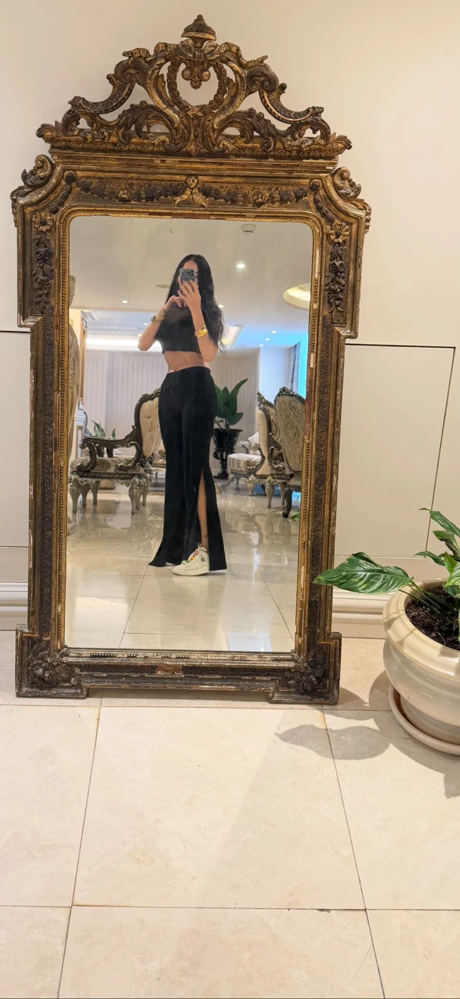 Maya, professional massage therapist in Istanbul